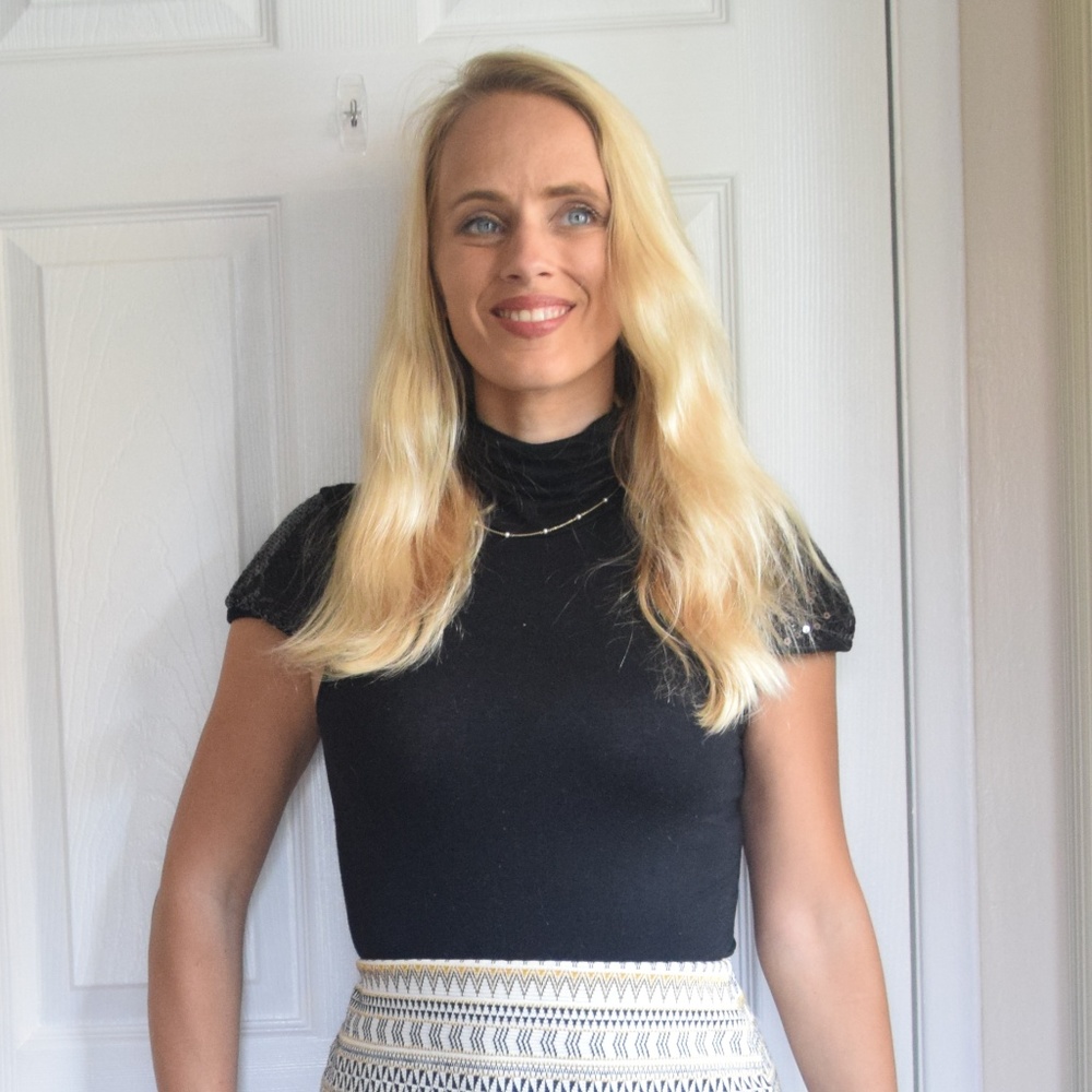 Boutique Store Turtle Neck Black XS/S